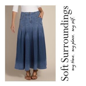 SOFT SURROUNDINGS Ombre Pleated Denim Maxi Skirt Sz
Small Petite